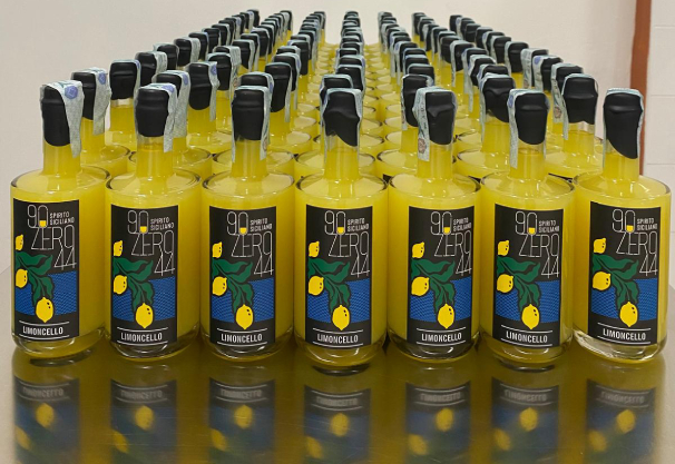 La nostra selezione di Limoncello bottiglie limoncello